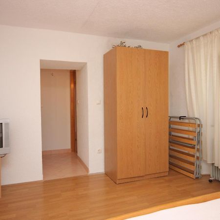 Apartments And Rooms With Parking Space Cunski, Losinj - 2498 חדר תמונה