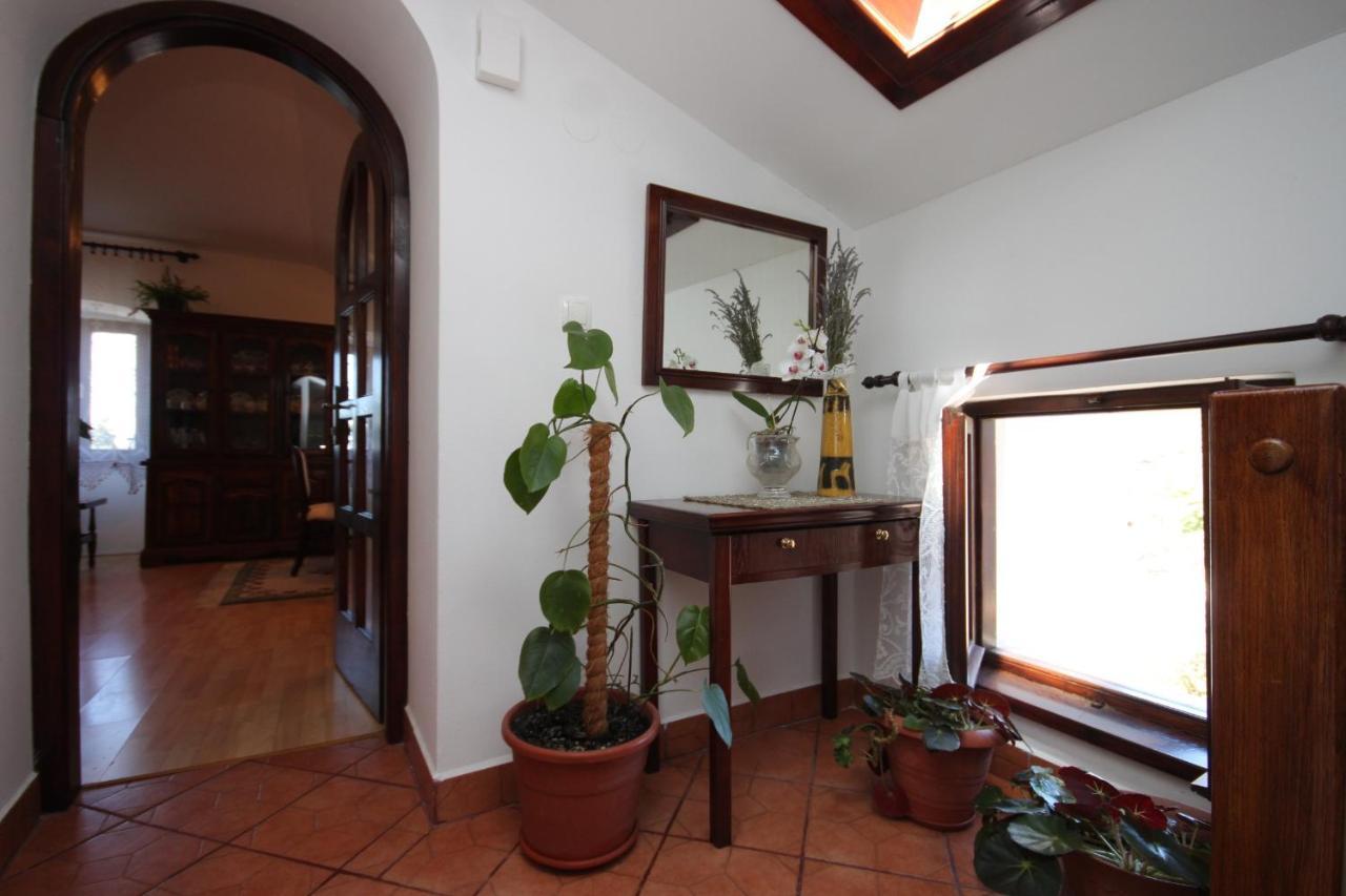 Apartments And Rooms With Parking Space Cunski, Losinj - 2498 מראה חיצוני תמונה