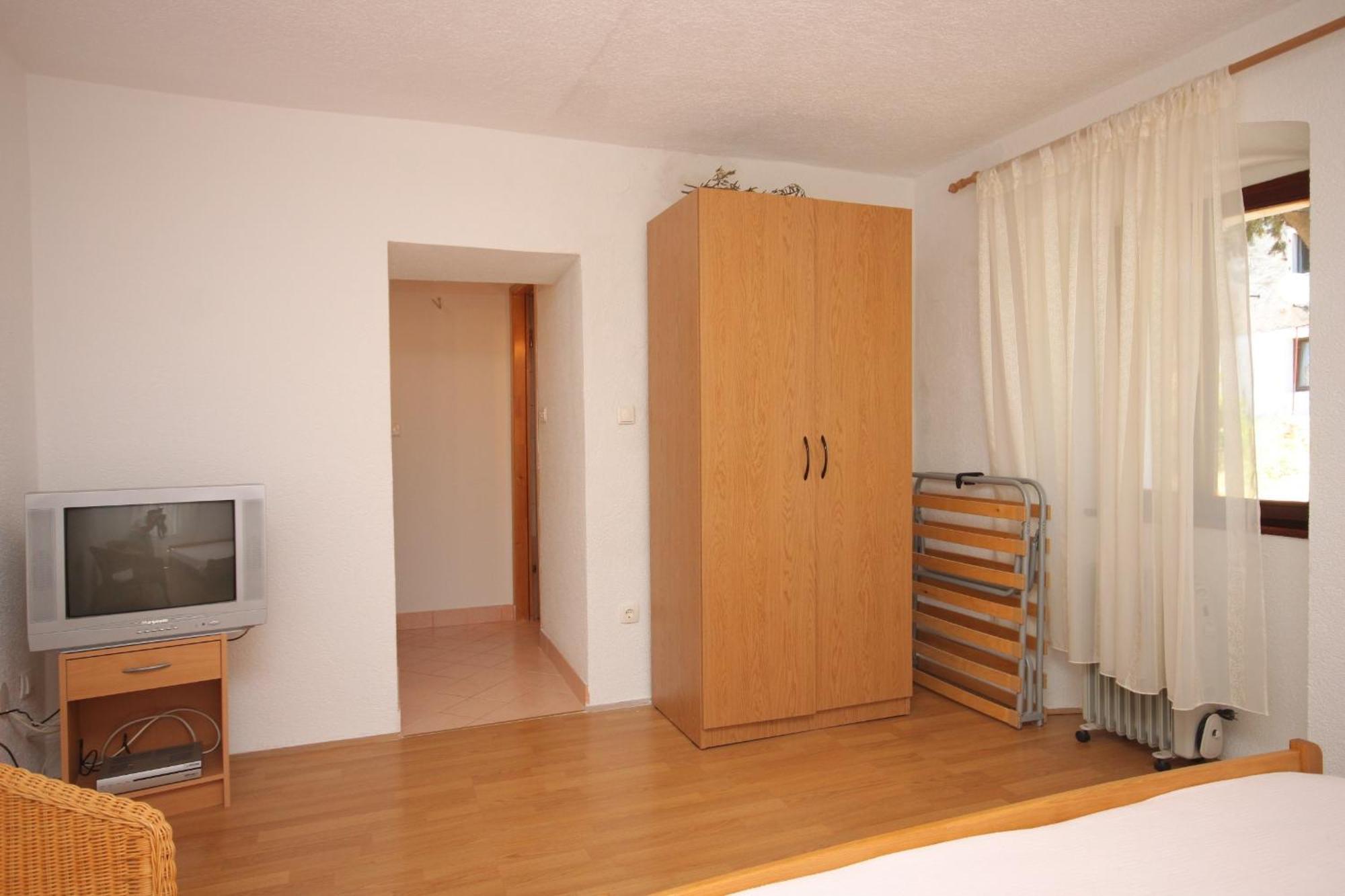 Apartments And Rooms With Parking Space Cunski, Losinj - 2498 חדר תמונה